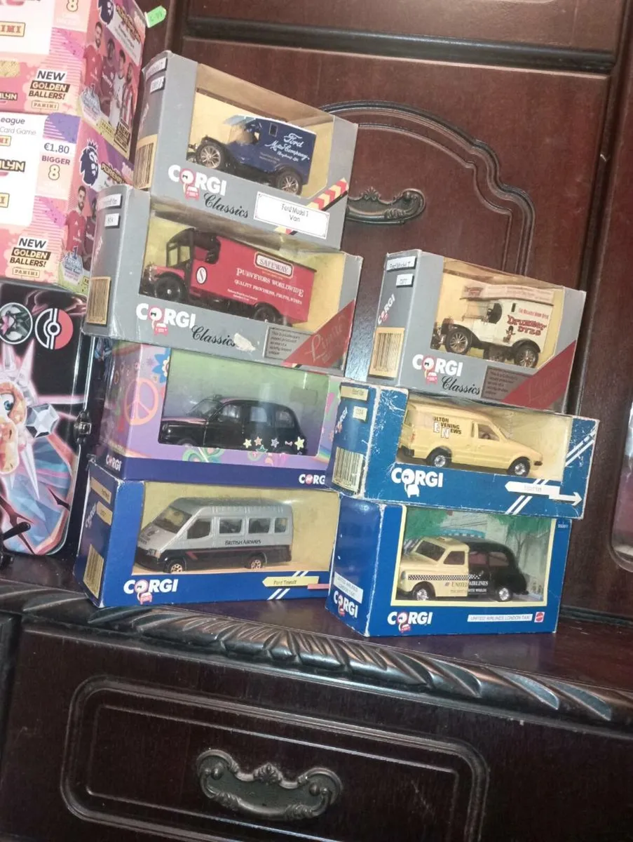 CORGI DIE - CAST MODLES 7 IN TOTAL JOBLOT € 80 - Image 1