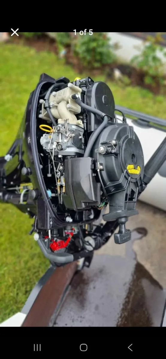 Outboard engine and inflatable boat - Image 3