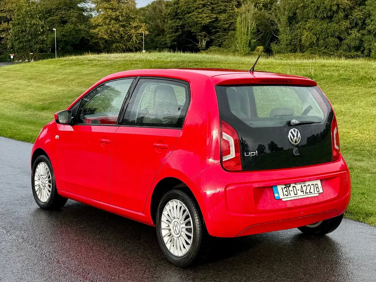 ✅ €6995 ✅ ⭐️Automatic⭐️ VW UP High Spec Low Miles - Image 2