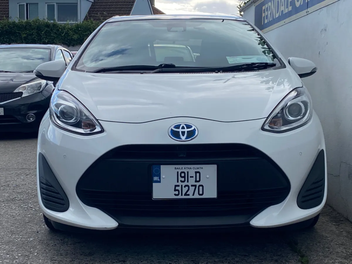 Toyota Aqua Factory  immobilised & digital alarm - Image 2