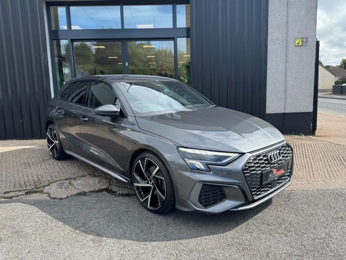 Audi A3 2.0 TDI 35 S Line Sportback 5dr Diesel S - Image 1