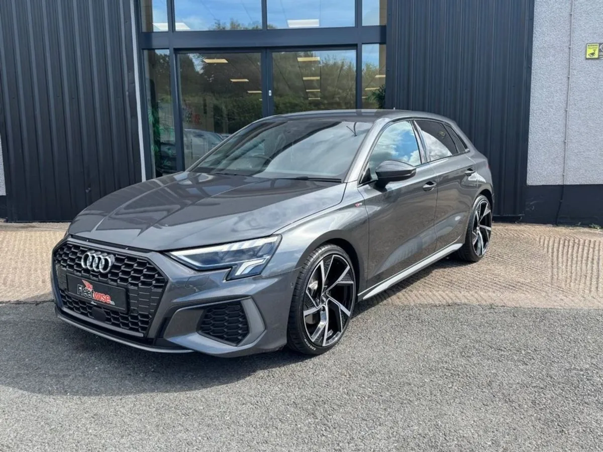 Audi A3 2.0 TDI 35 S Line Sportback 5dr Diesel S - Image 3