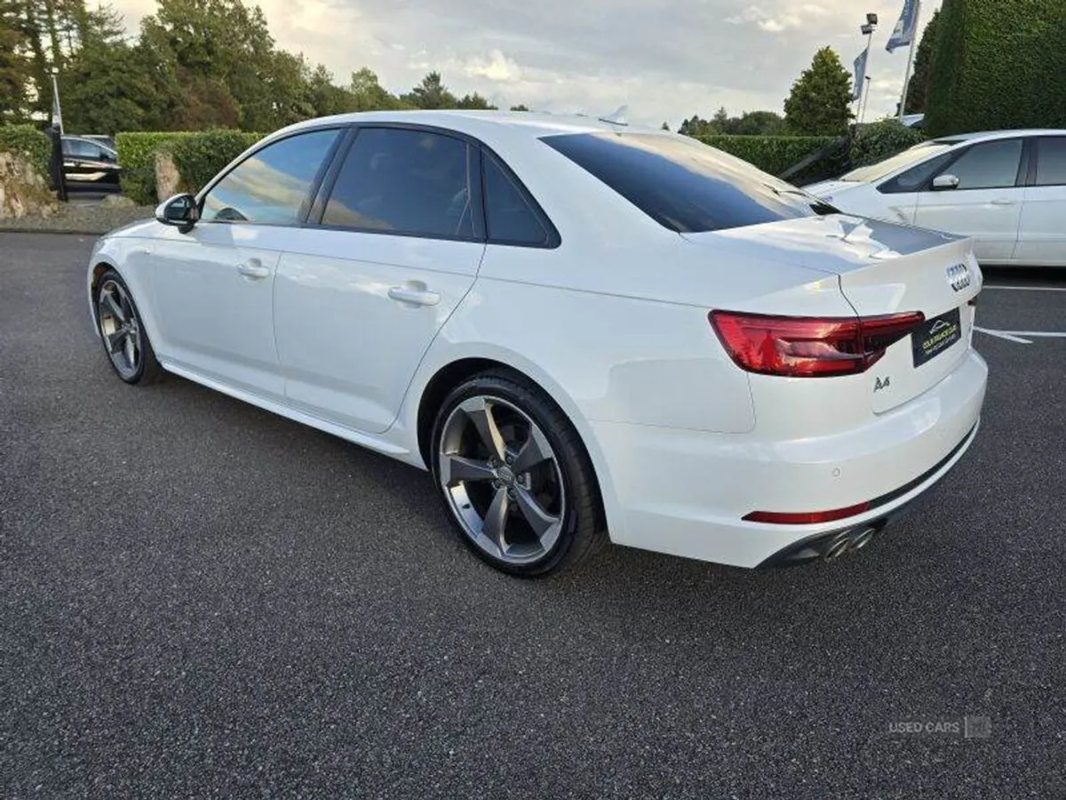 Audi A4 S Line Ultra - Image 3