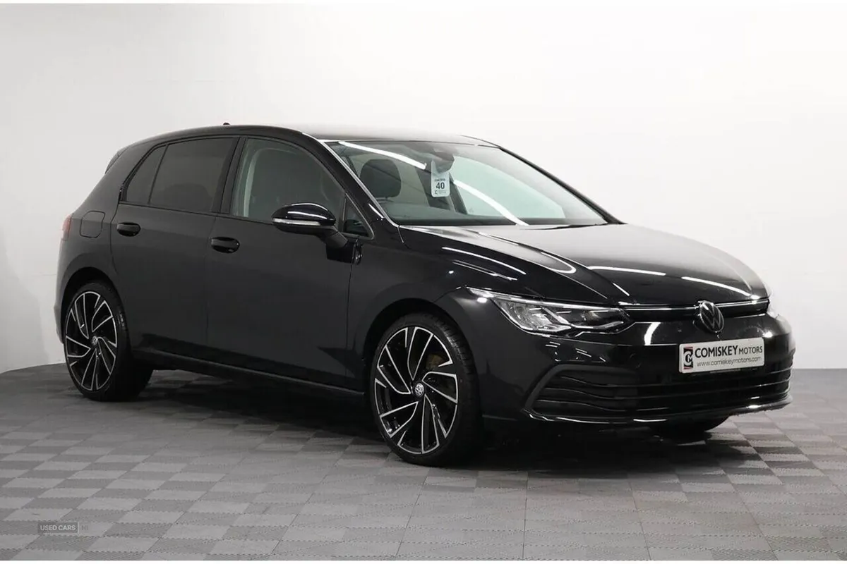 Volkswagen Golf TDI Life - Image 1