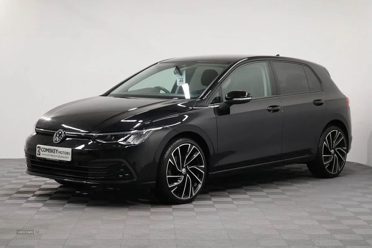 Volkswagen Golf TDI Life - Image 3