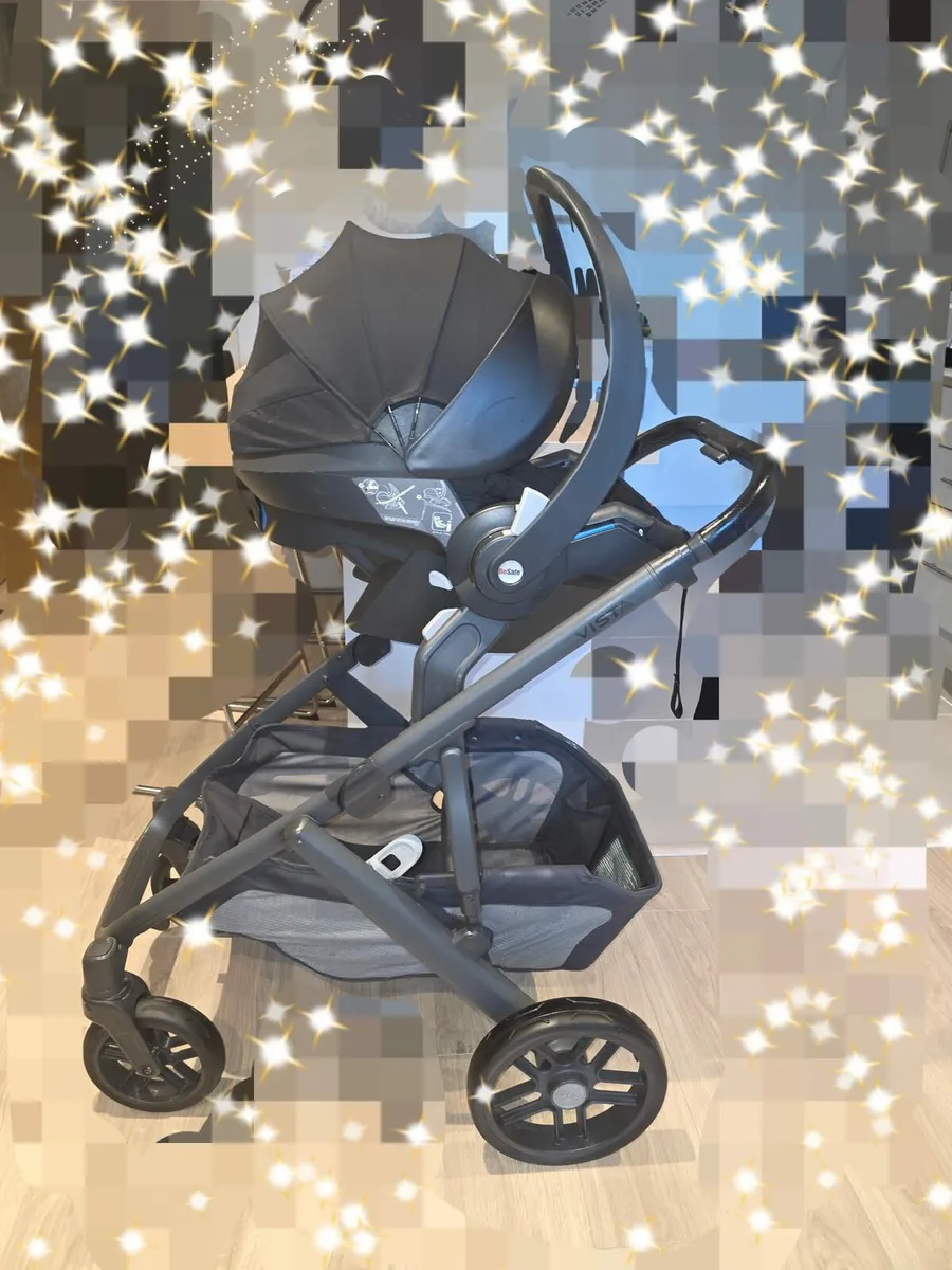 Uppababy Vista V2 with car seat Immaculate - Image 4