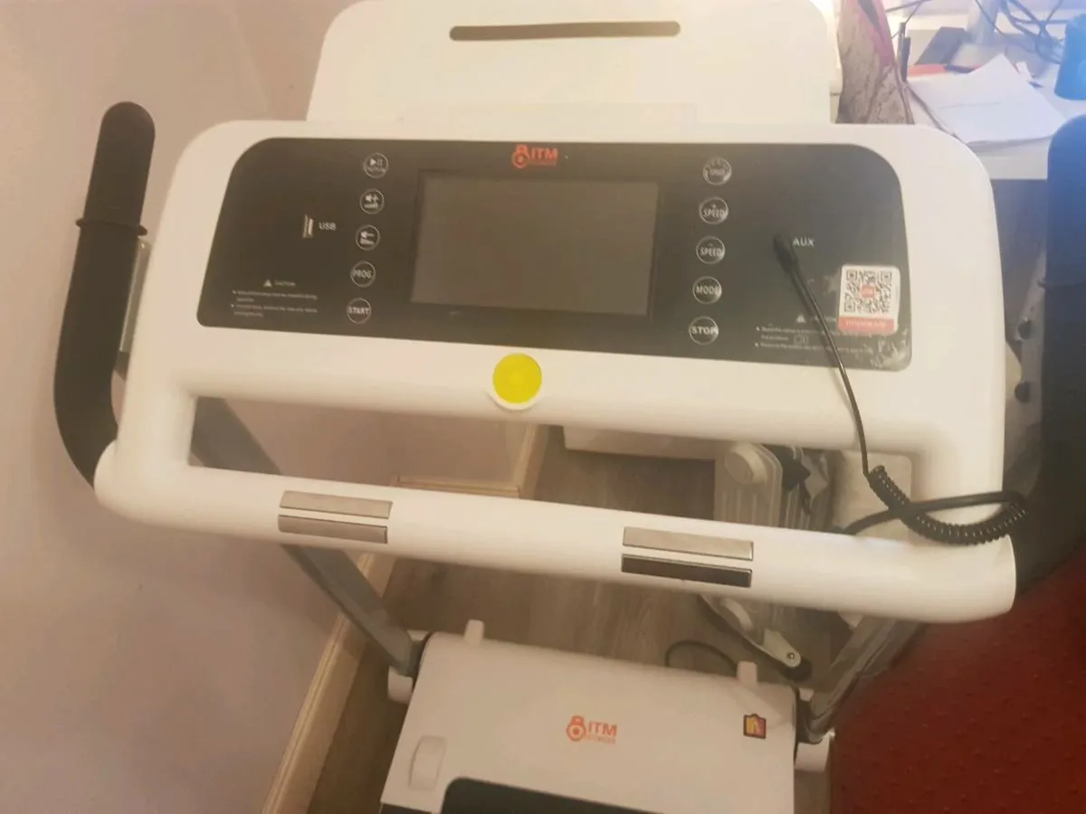 Treadmill - Image 2