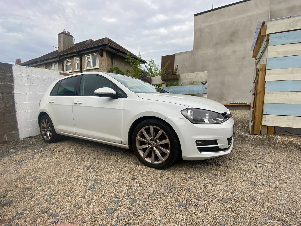 2014 Volkswagen Golf  1.2 TSi DSG Highline - Image 1