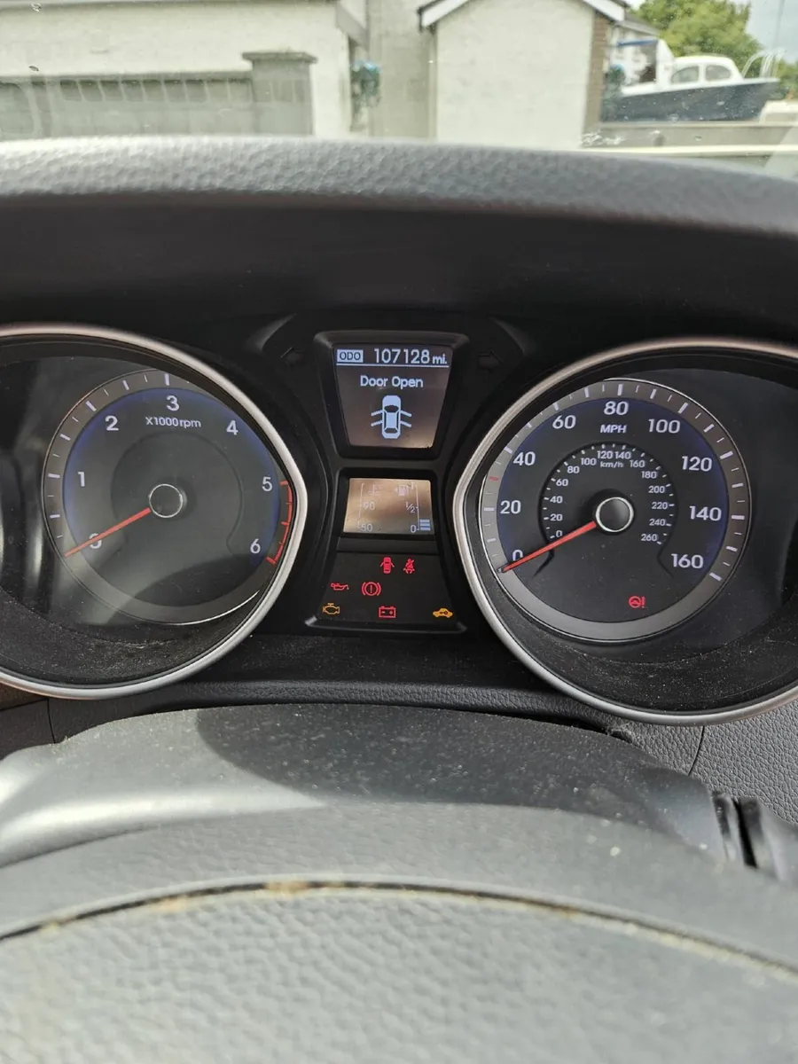 Hyundai i30 2012 - Image 2
