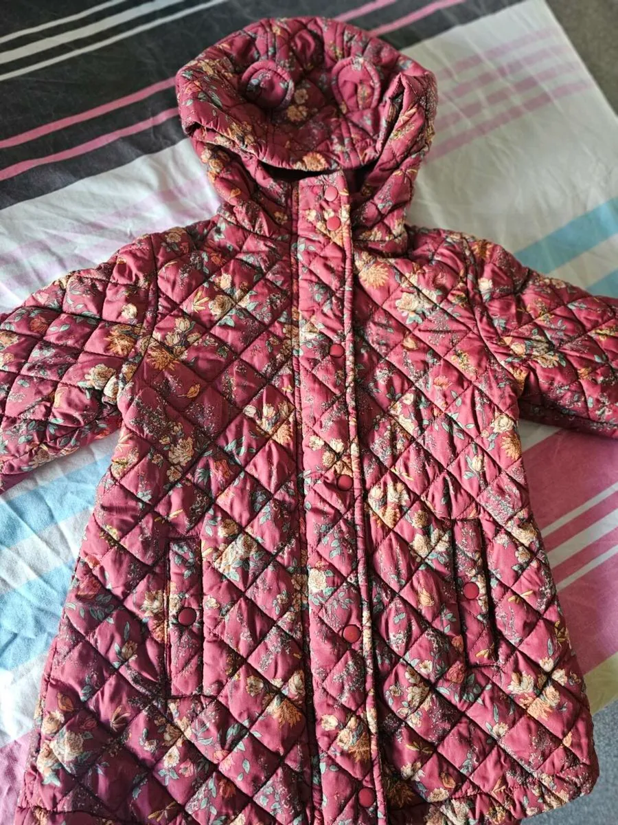 Girls clothes 4,5 Yrs - Image 3