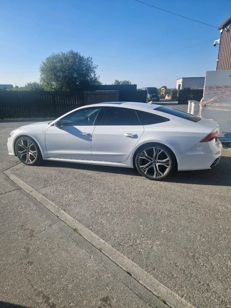 2019 Audi A7 Quattro black edition - Image 2