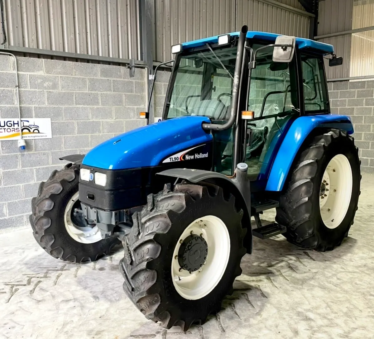 NEW HOLLAND TL90 **Manual Shuttle** - Image 2