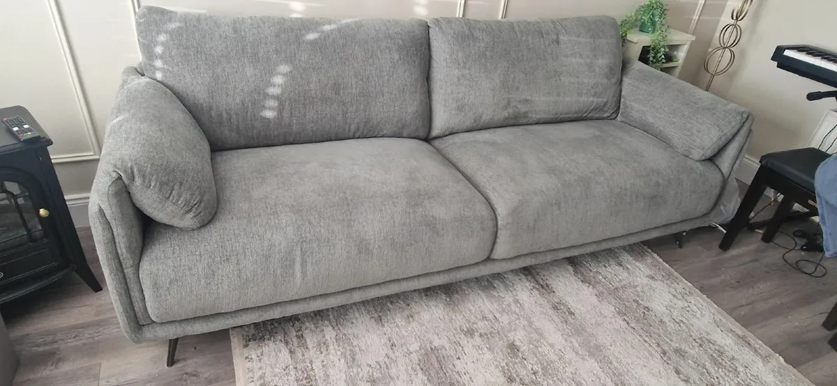 3 seater sofa and Armchair - Image 1