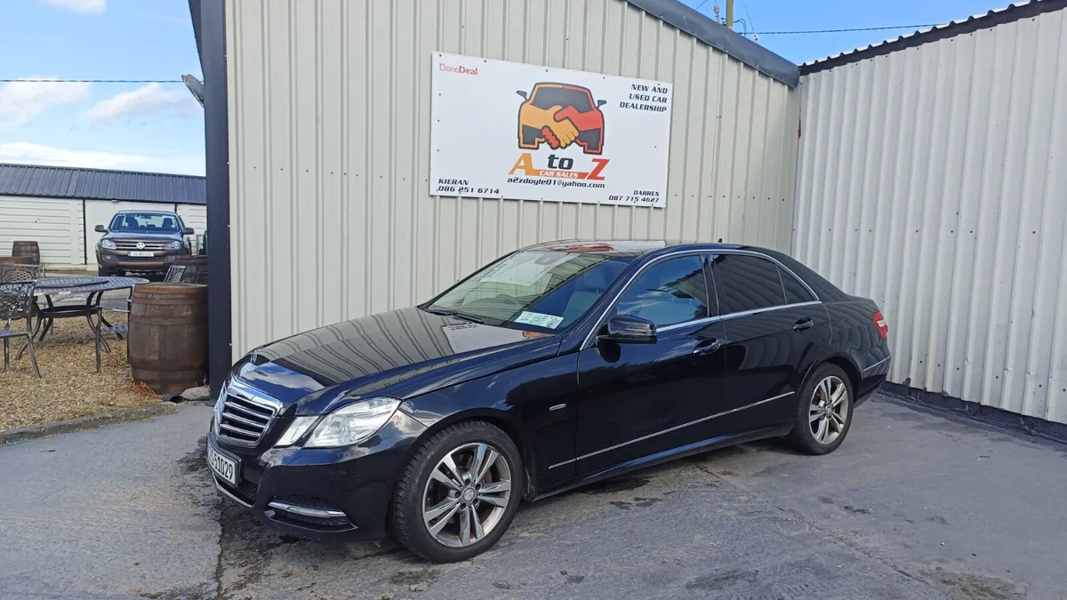 Mercedes-Benz E-Class 2012 - Image 2