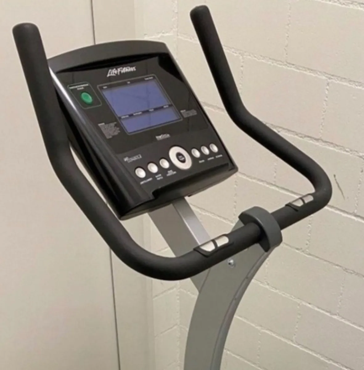Life fitness C1 Commercial exercise bike - Image 3