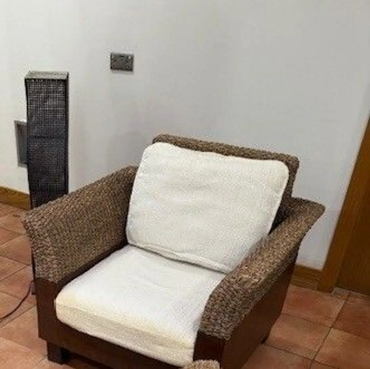 Wicker furniture - Image 1