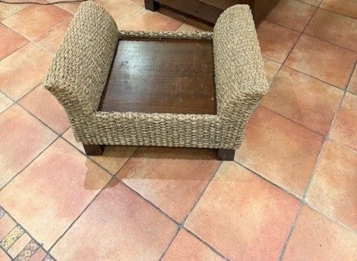 Wicker furniture - Image 2