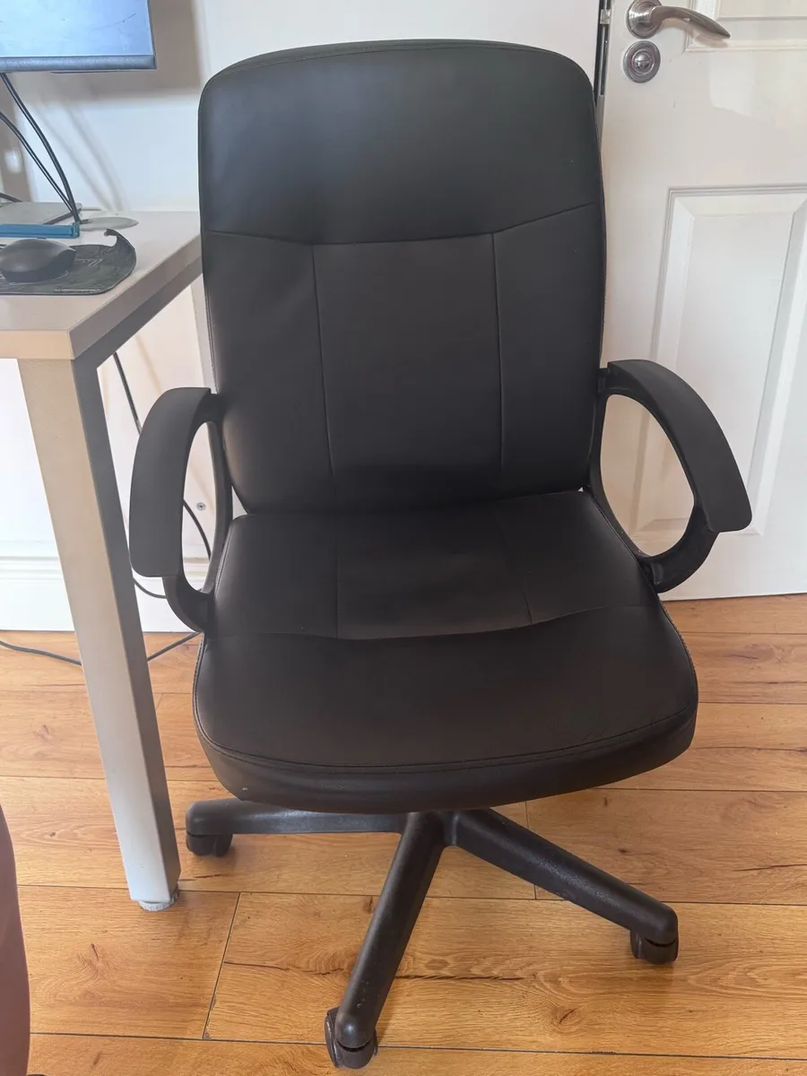 Office chair - Image 2