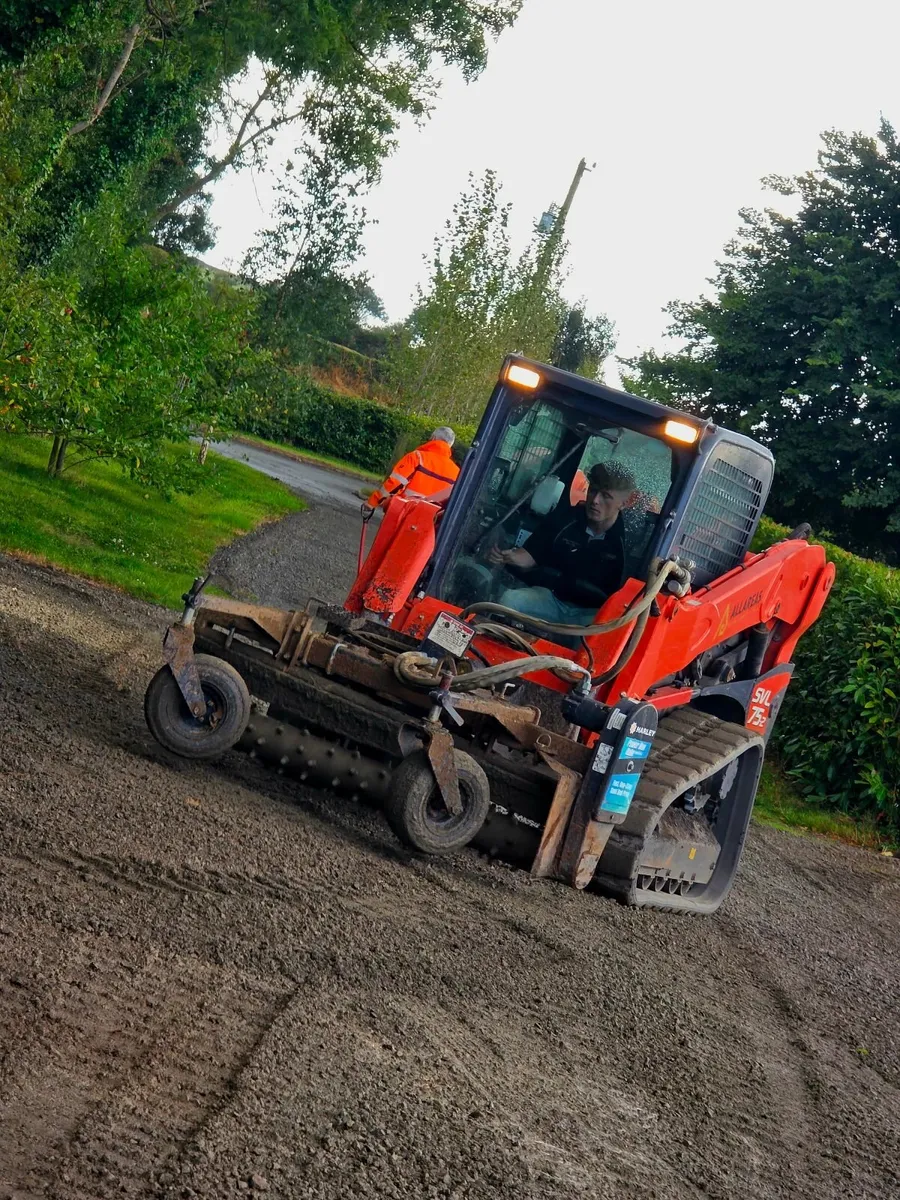 Tracked Skid Steer (Wet Hire) Tree services - Image 3