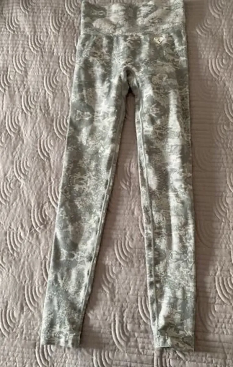 Penneys Grey Leggings Size S - Image 1