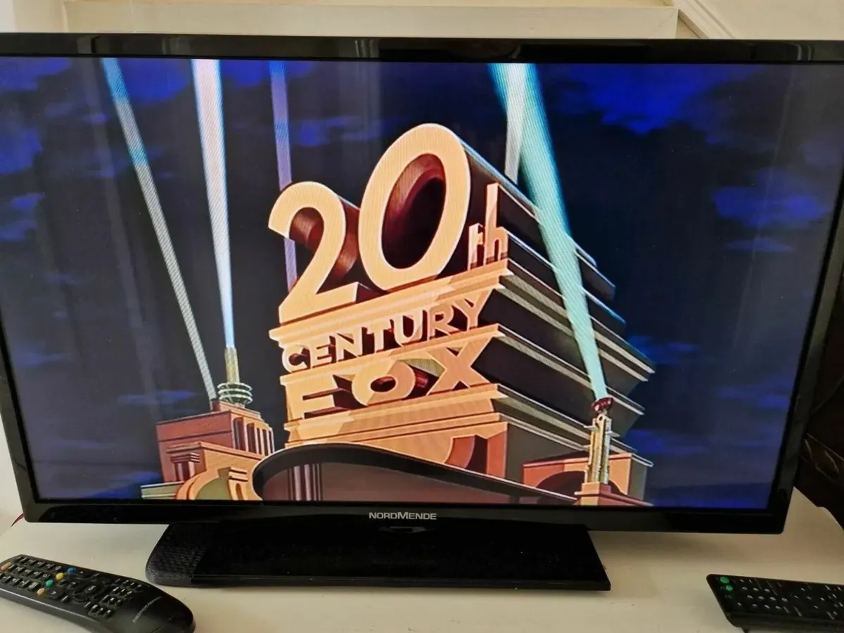 Nordmende 32 inch TV  AND  Sony DVD Player - Image 1