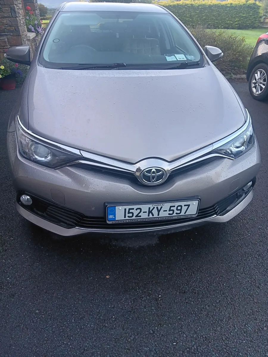 Toyota Auris 2015 - Image 3