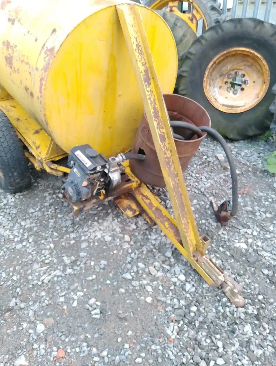 Fuel Water Bowsers 1000 Litres c/w Engines - Image 3