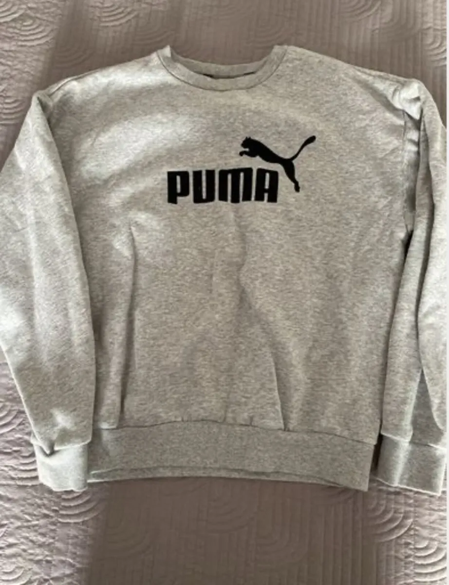 Puma Jumper Size S - Image 1
