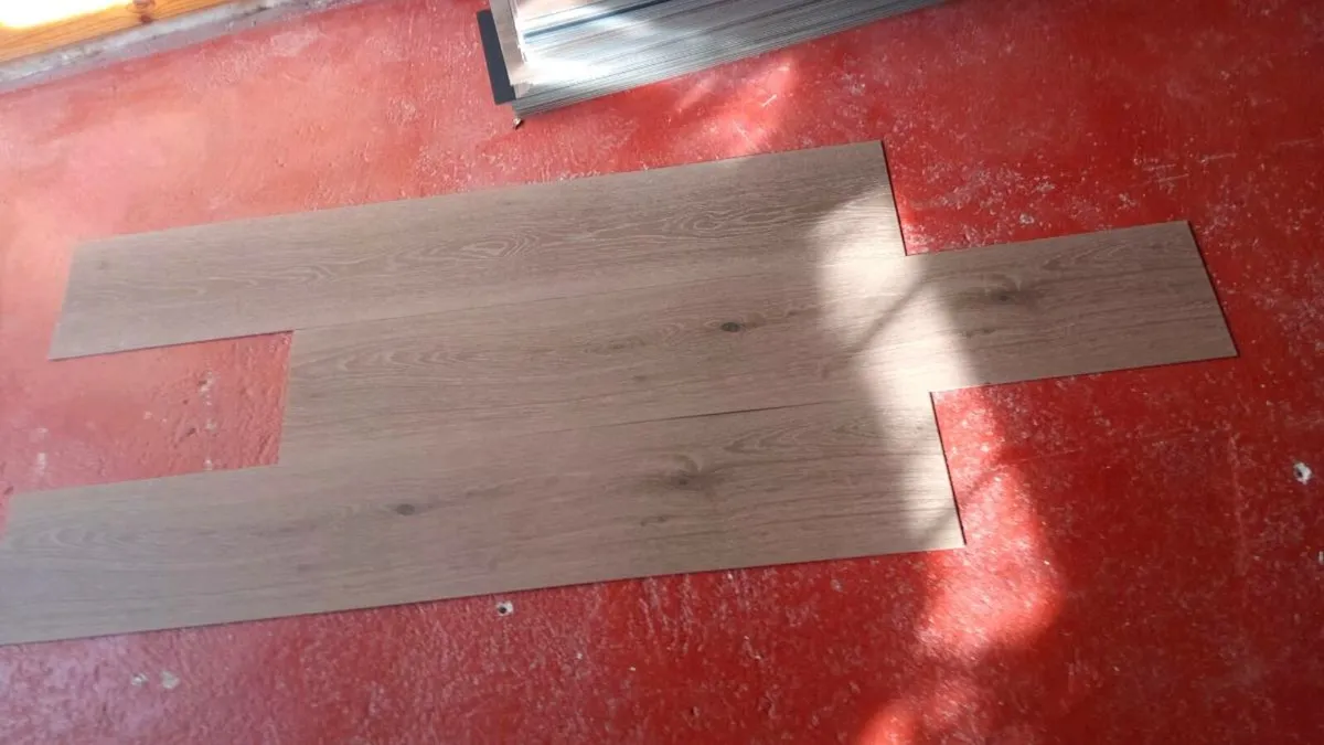 New tarkett lvt flooring - Image 3