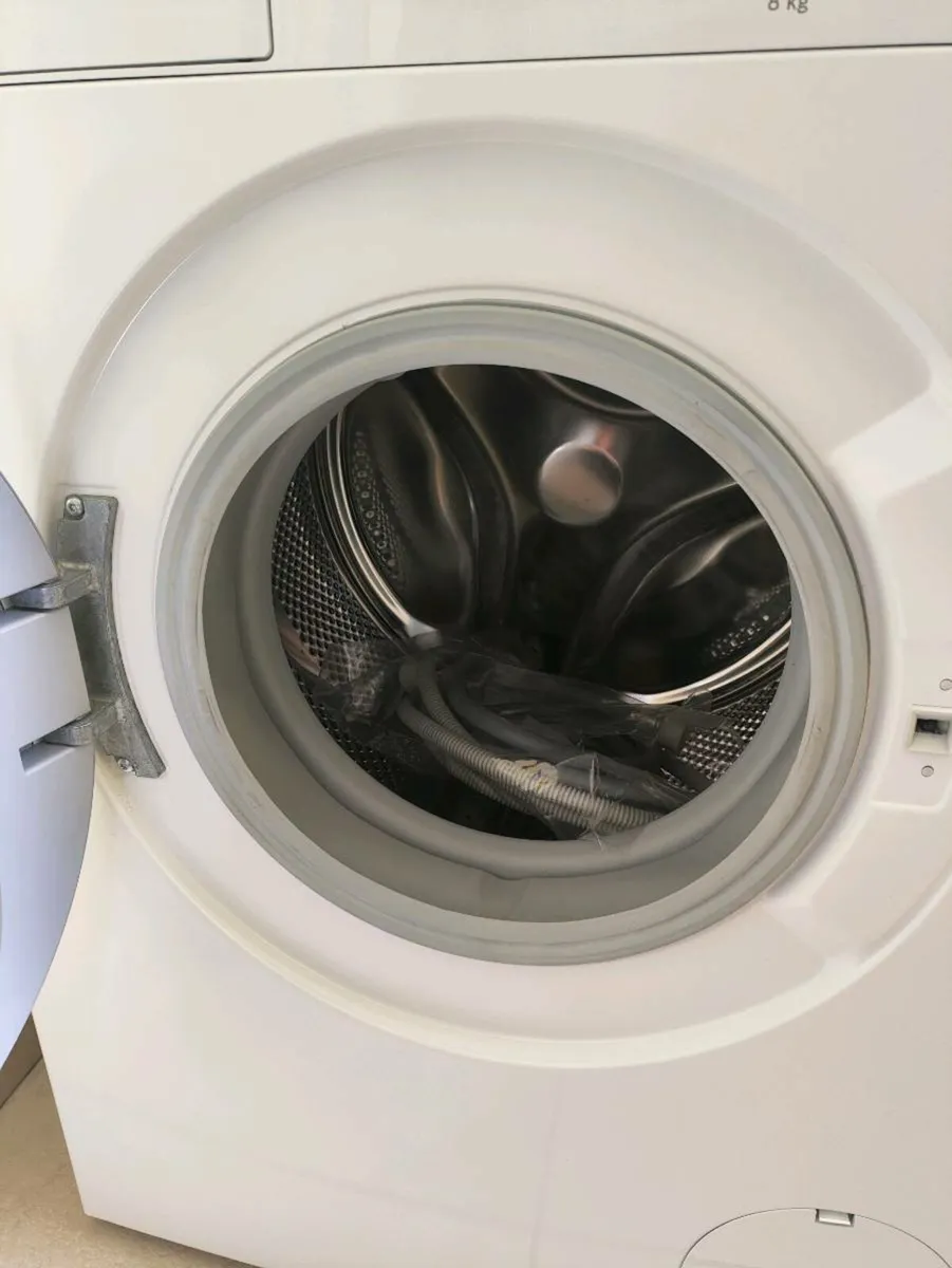 BOSCH Washing machine - Image 2