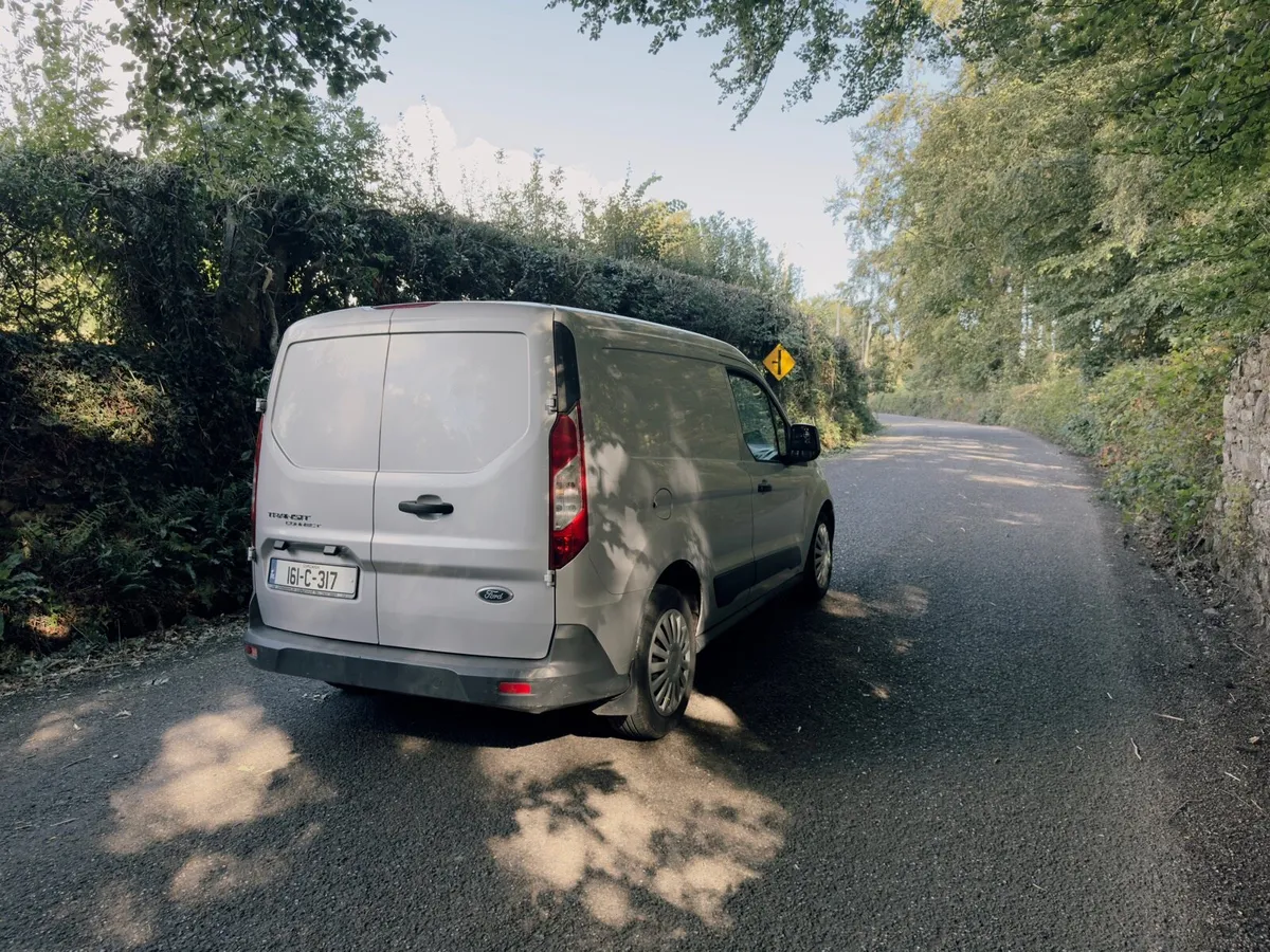 Ford transit Connect - Image 2