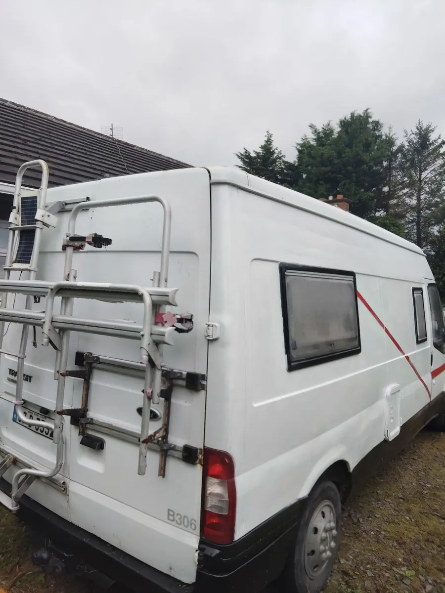 Camper - Image 2