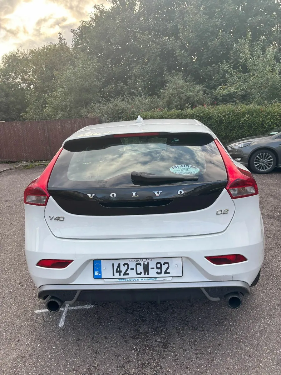Volvo V40 2014 R-Design Diesel NCT Tax LOW MILEAGE - Image 2