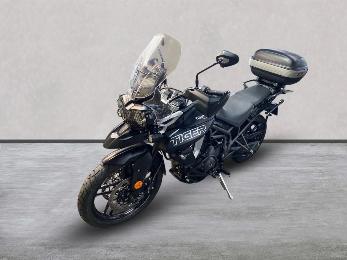 Triumph Tiger 800 XRX Low with Extras - Image 4