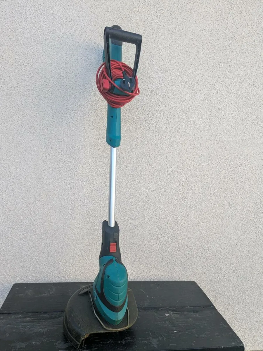Bosch art 27 grass trimmer - Image 1