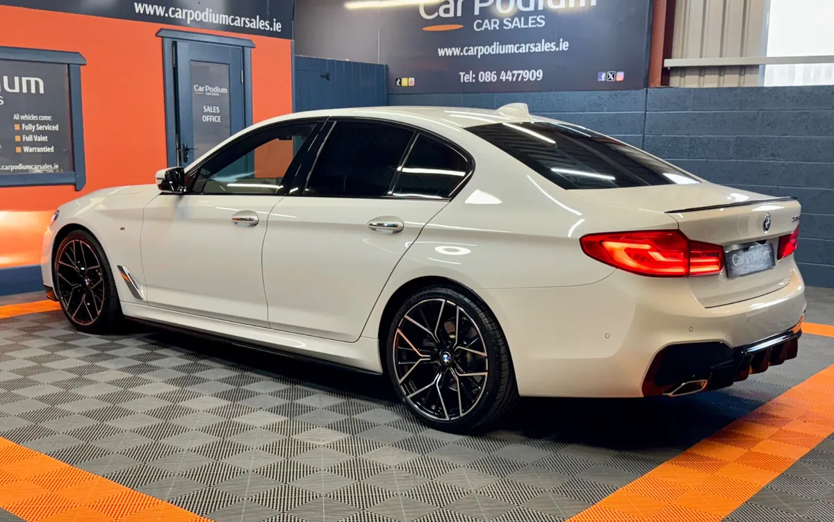 2018 BMW 523D M-Sport Auto 190BHP  M-Performance - Image 3