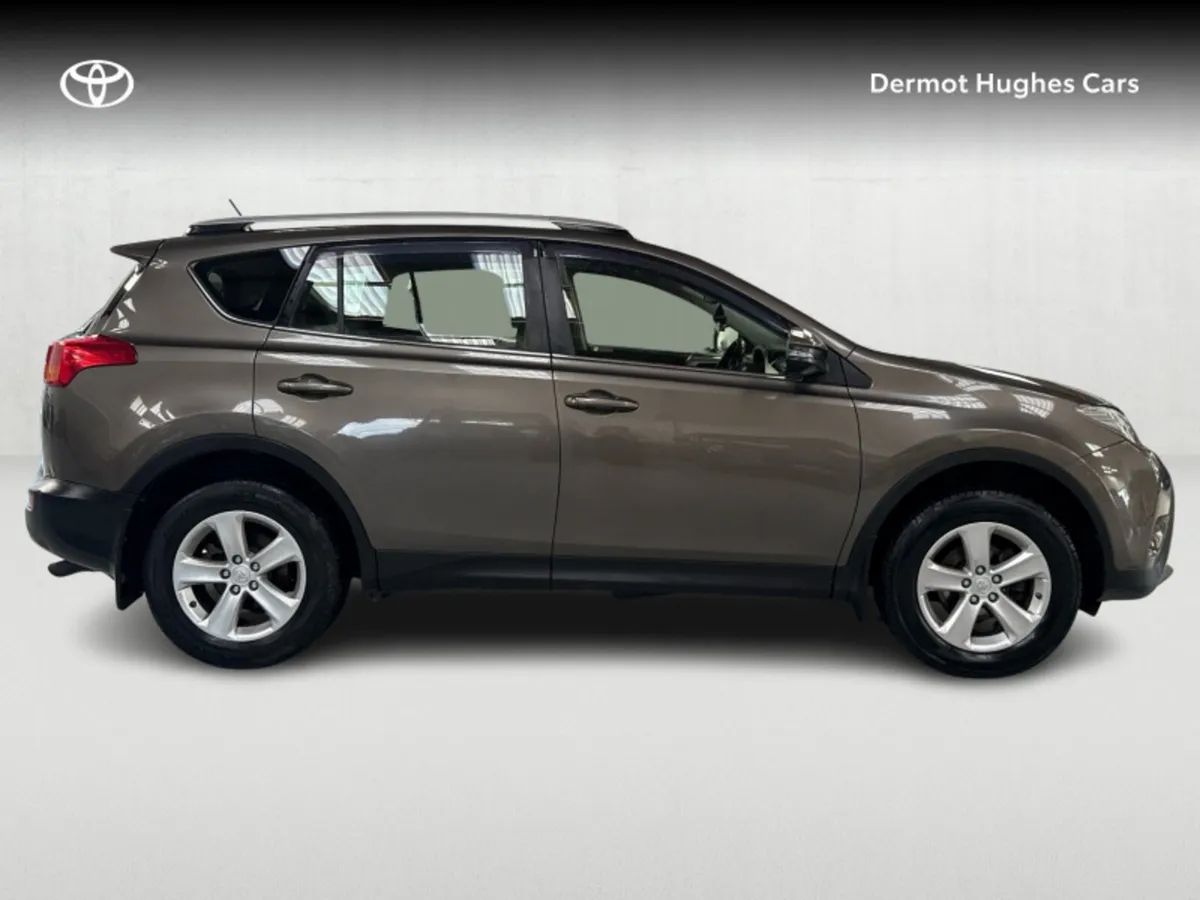 Toyota RAV4 RAV4 2.0D4D LUNA 2WD - Image 3
