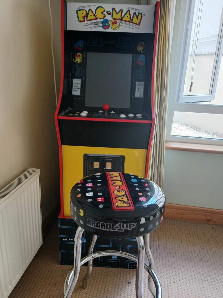 Packman arcade machine - Image 1