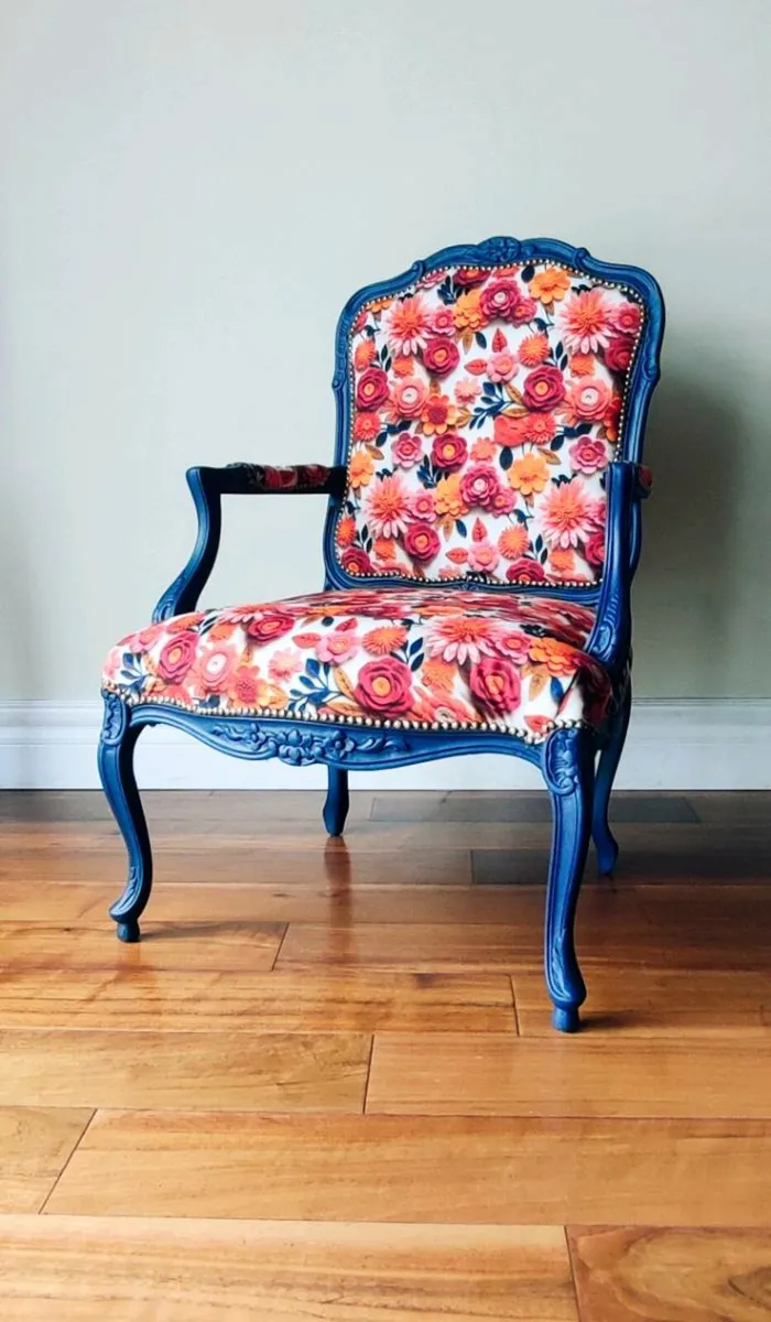 Floral chair - Image 1