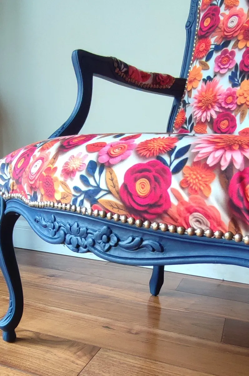 Floral chair - Image 2