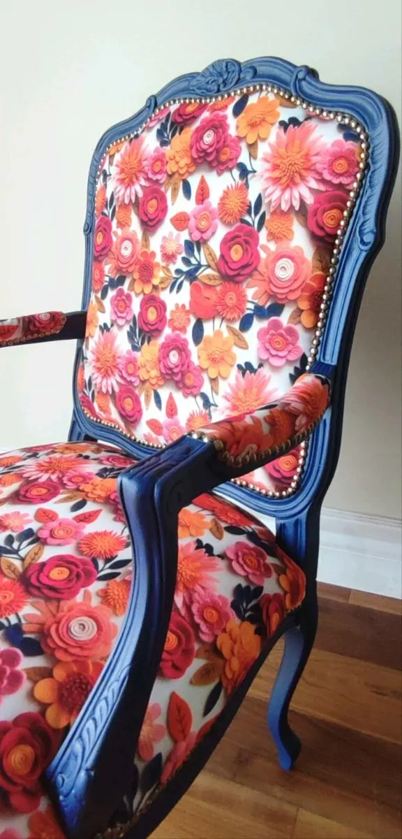 Floral chair - Image 3