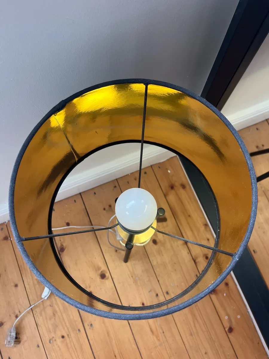 Table Lamp - Image 3
