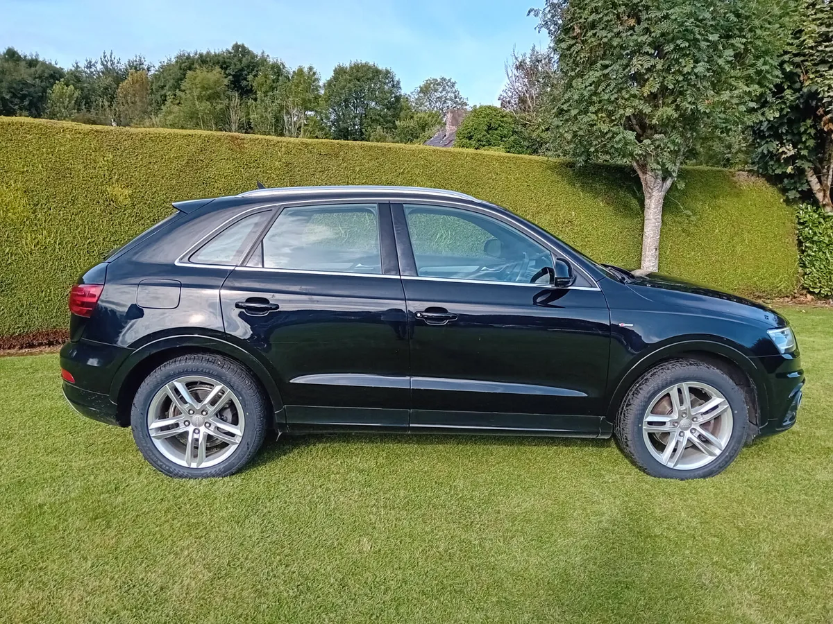 Audi Q3 2015 - Image 2