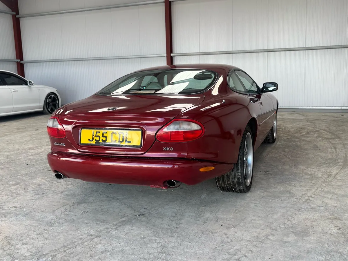 1998 Jaguar XK8 - Image 4