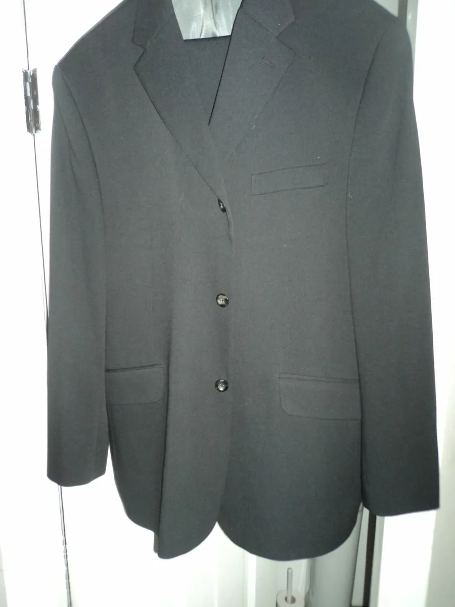 Gents new Black suit - Image 4