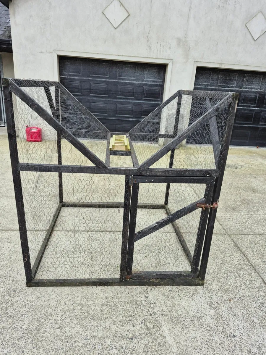Hen Run/Chicken Coop - Image 2