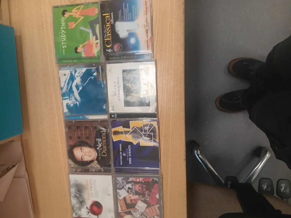 Cds - Image 1