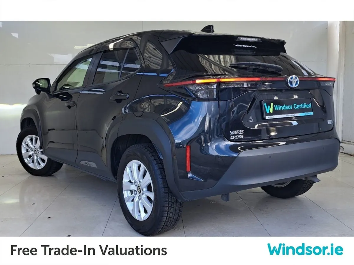Toyota Yaris Cross Hybrid - Image 4