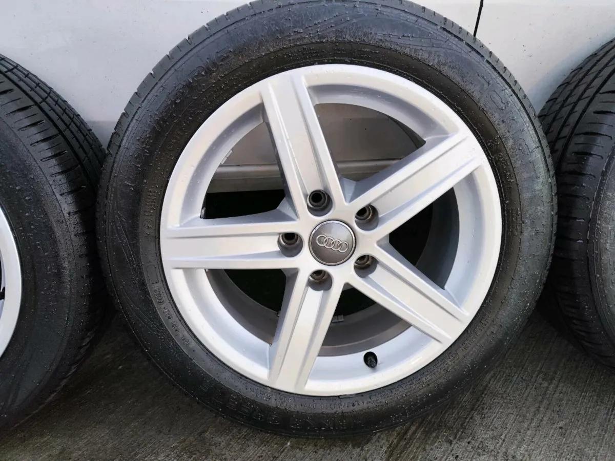 Audi A3 alloy wheels on excellent premium tyres - Image 3