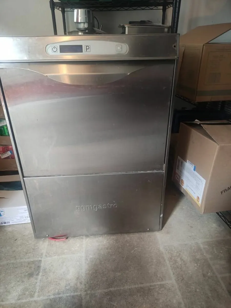 Undercounter Commercial Dishwasher - Image 1